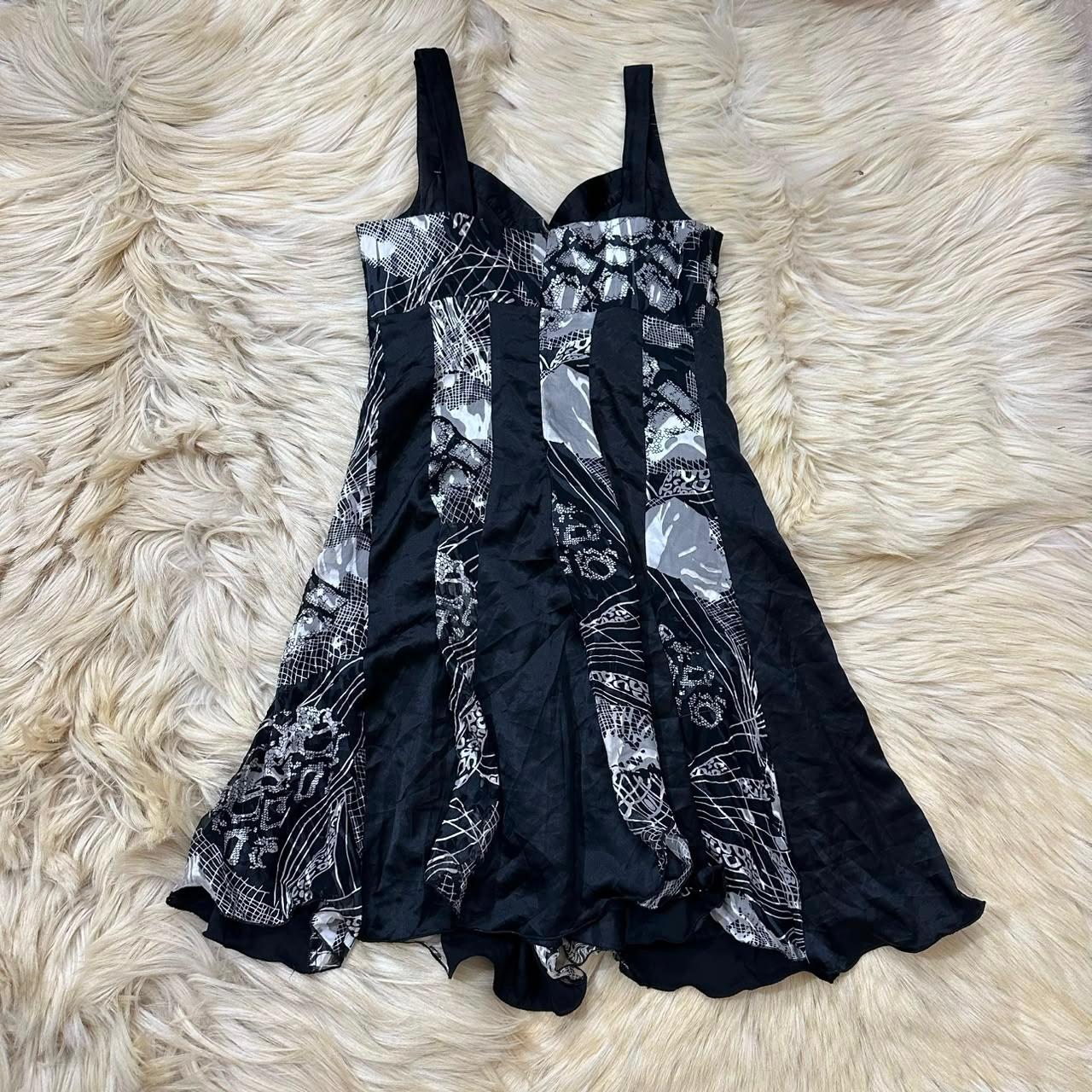 Aline Monochromatic Dress