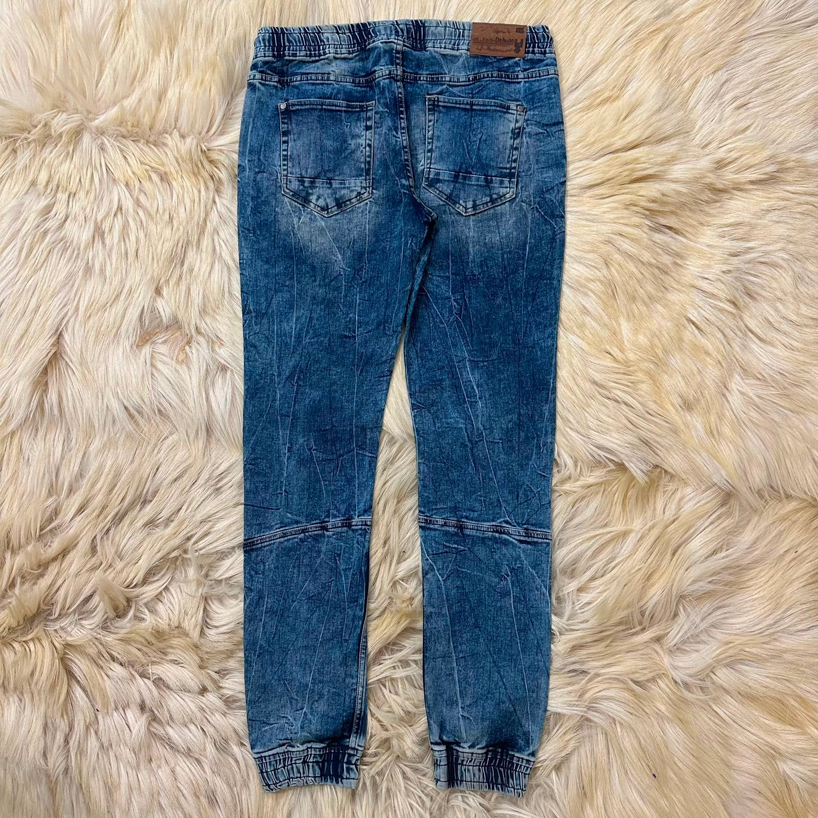 Elevated Elastic Jeans