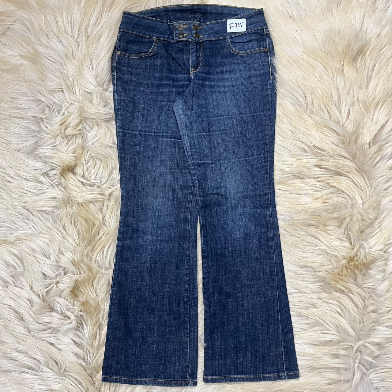 Low rise bootcut
