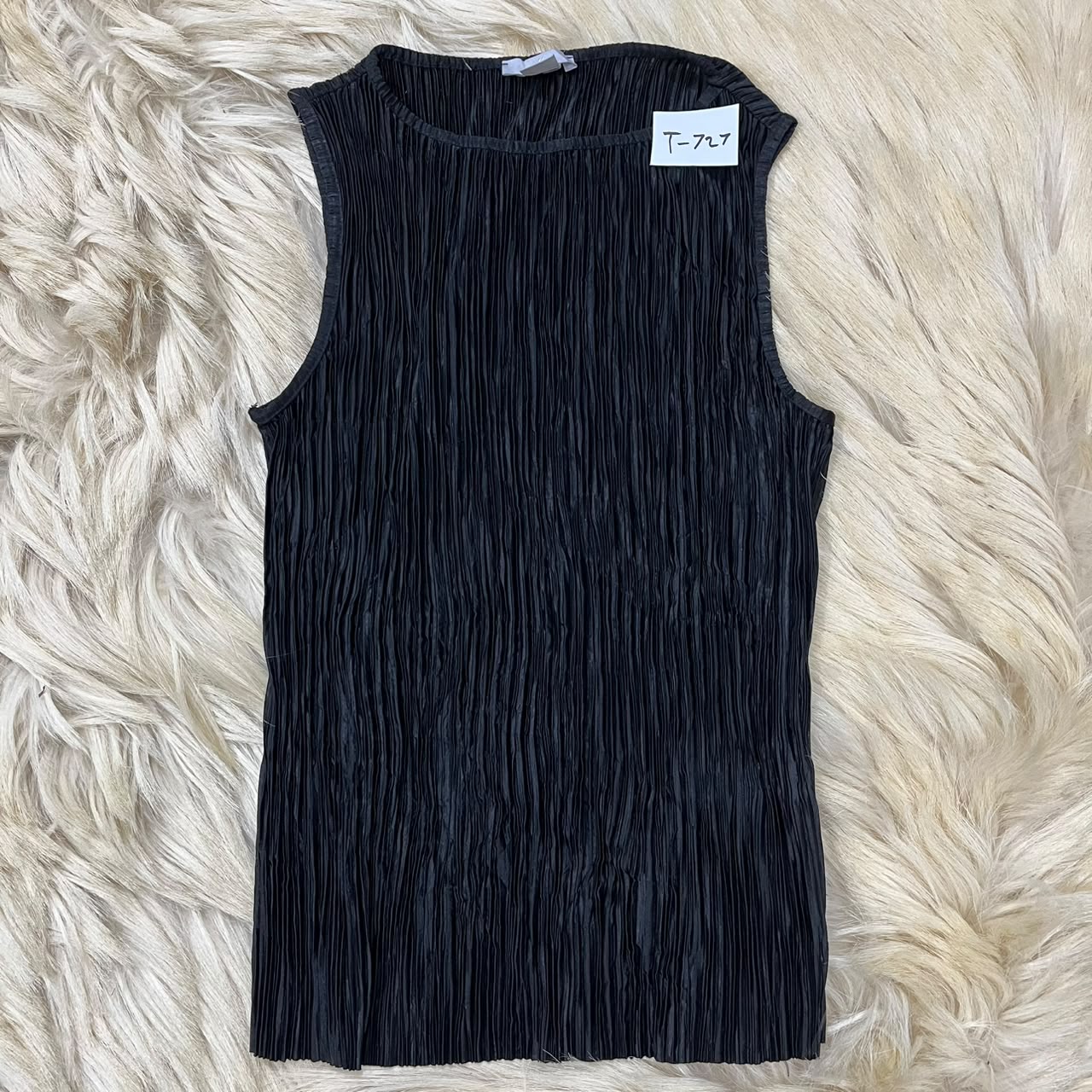 Crinkle tank top