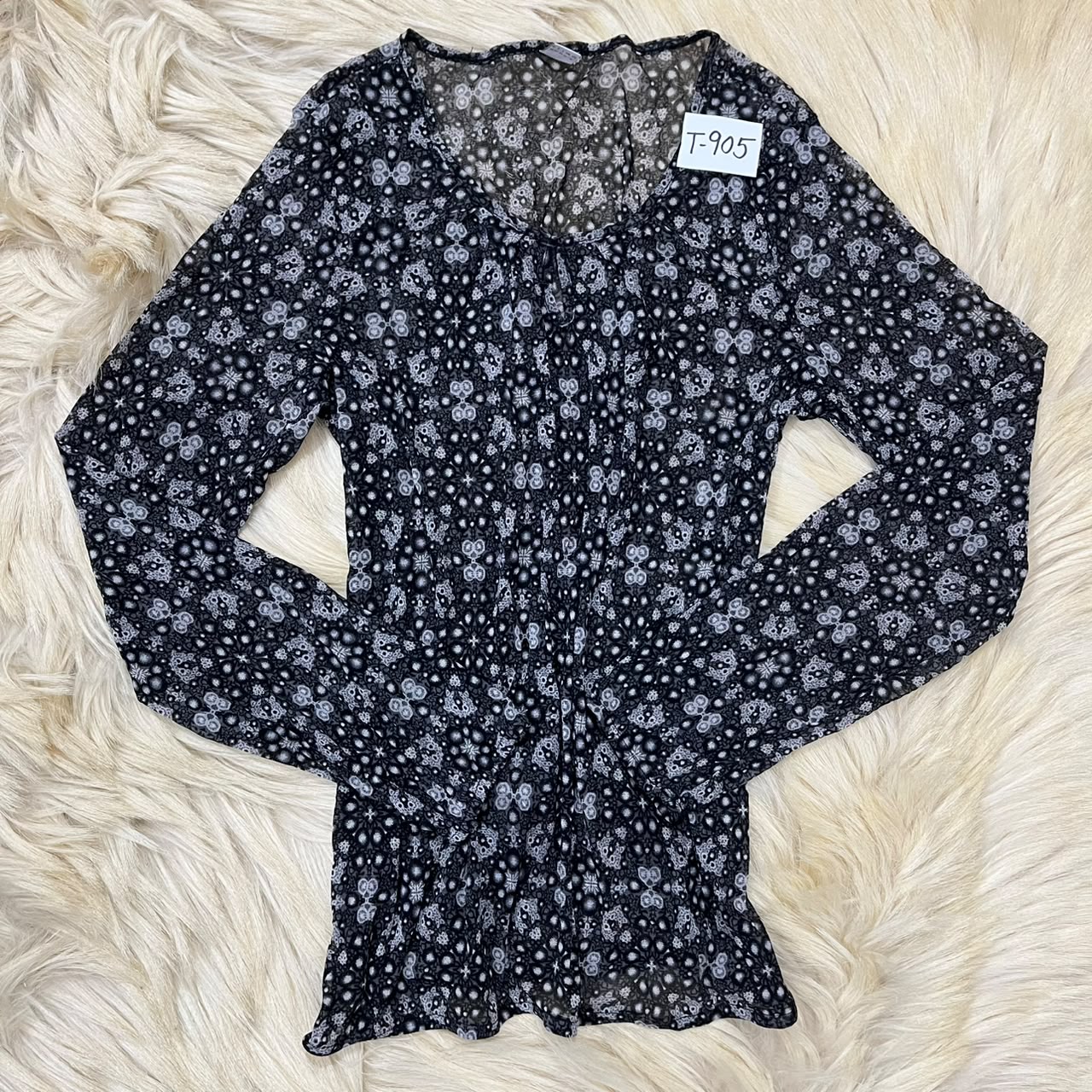 Black Floral Long Sleeves Top