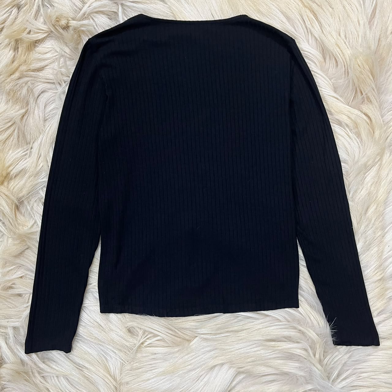 Black Ribbed Long-Sleeve Top