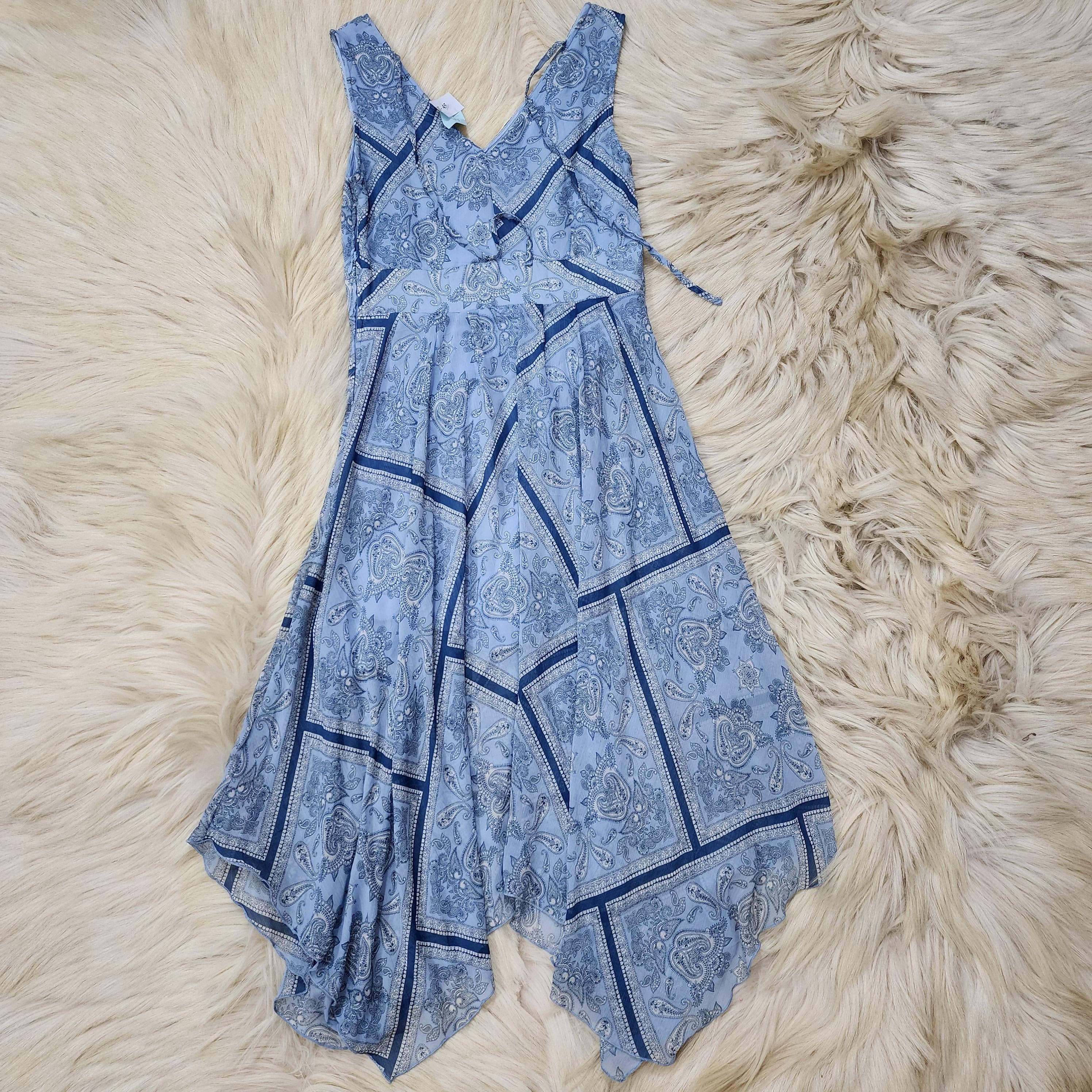 The Breeze in Blue Dress