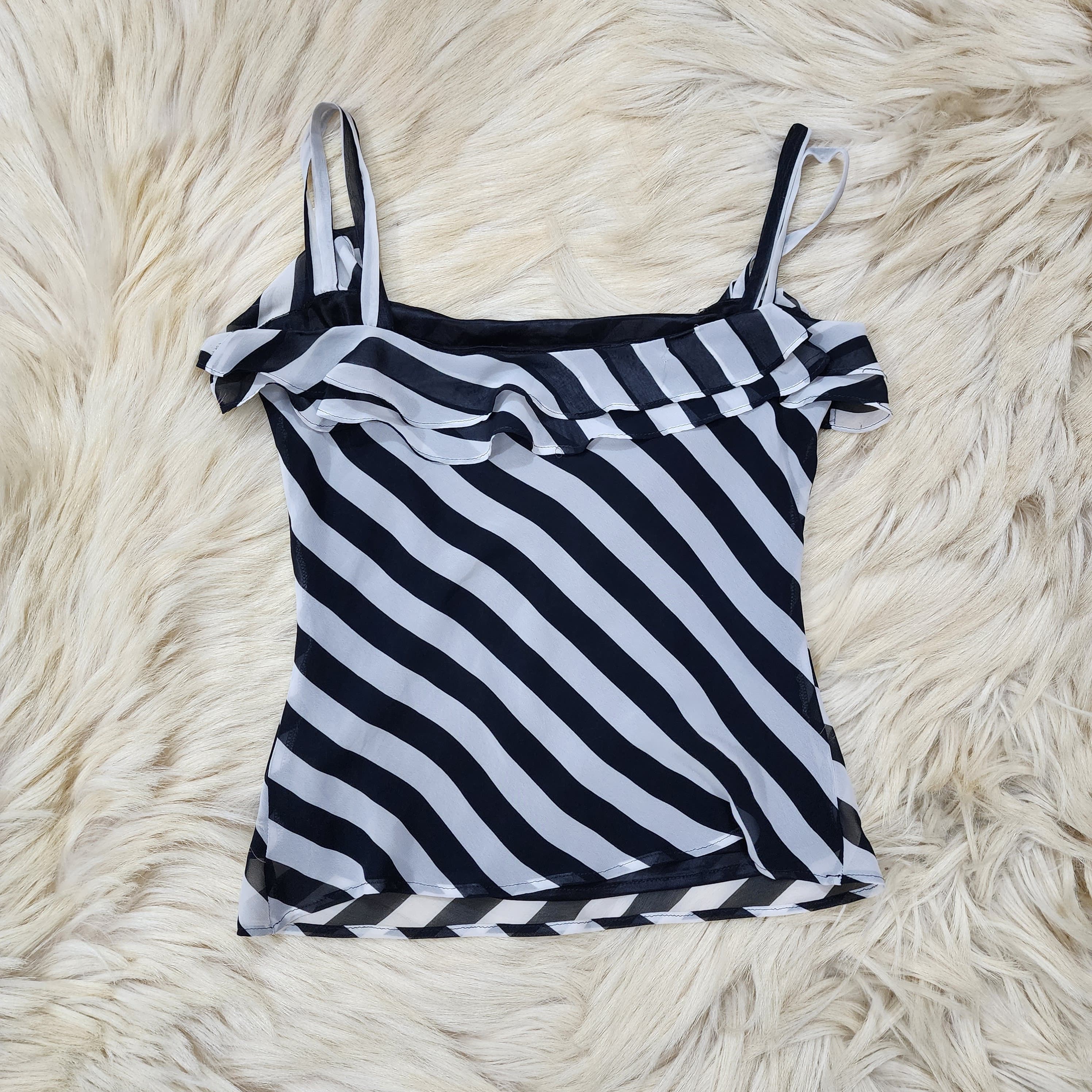 Monochrome Top