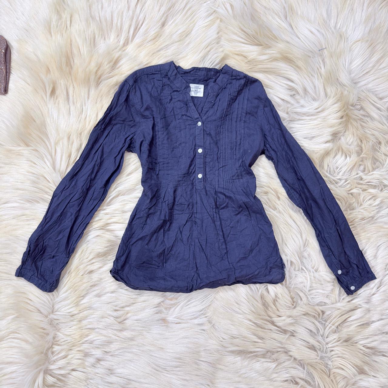 Logg Button Down