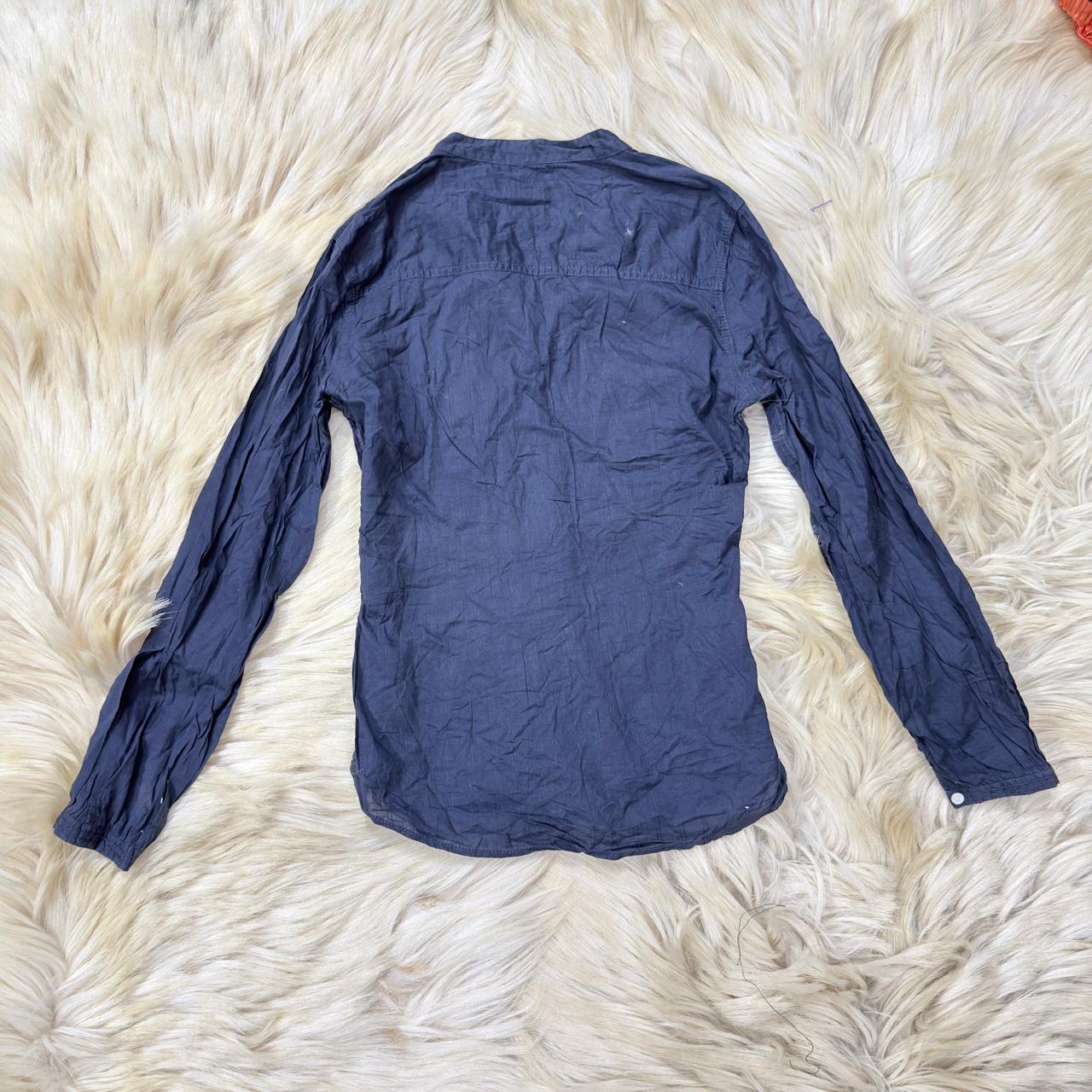 Logg Button Down