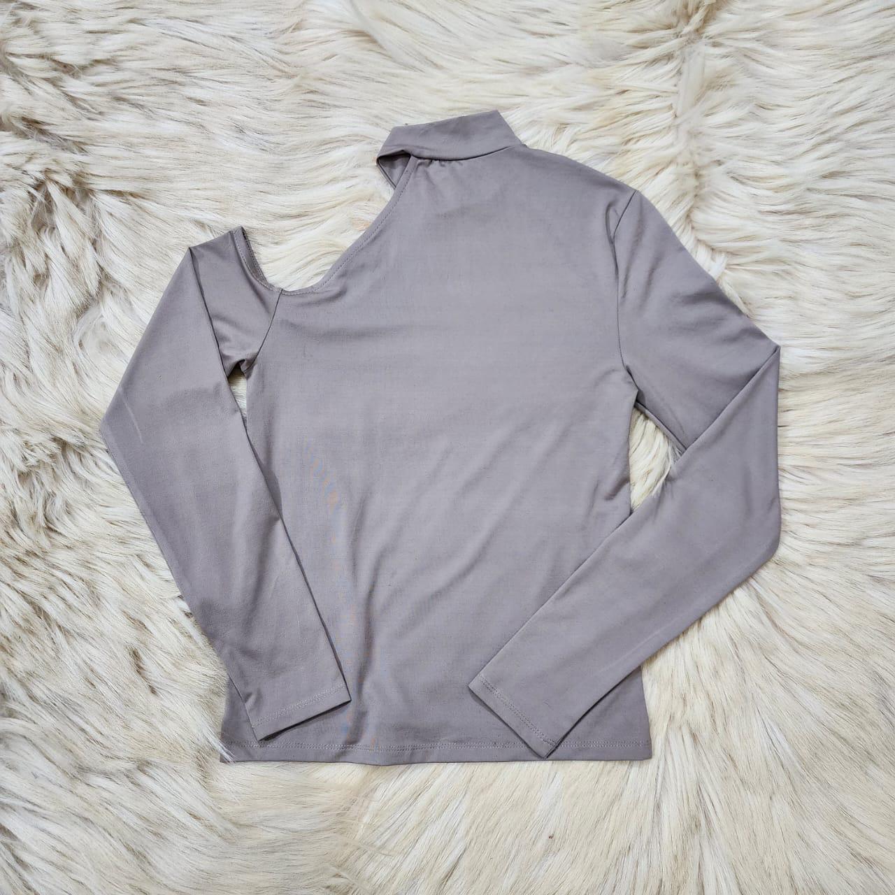 Standout Causal Top