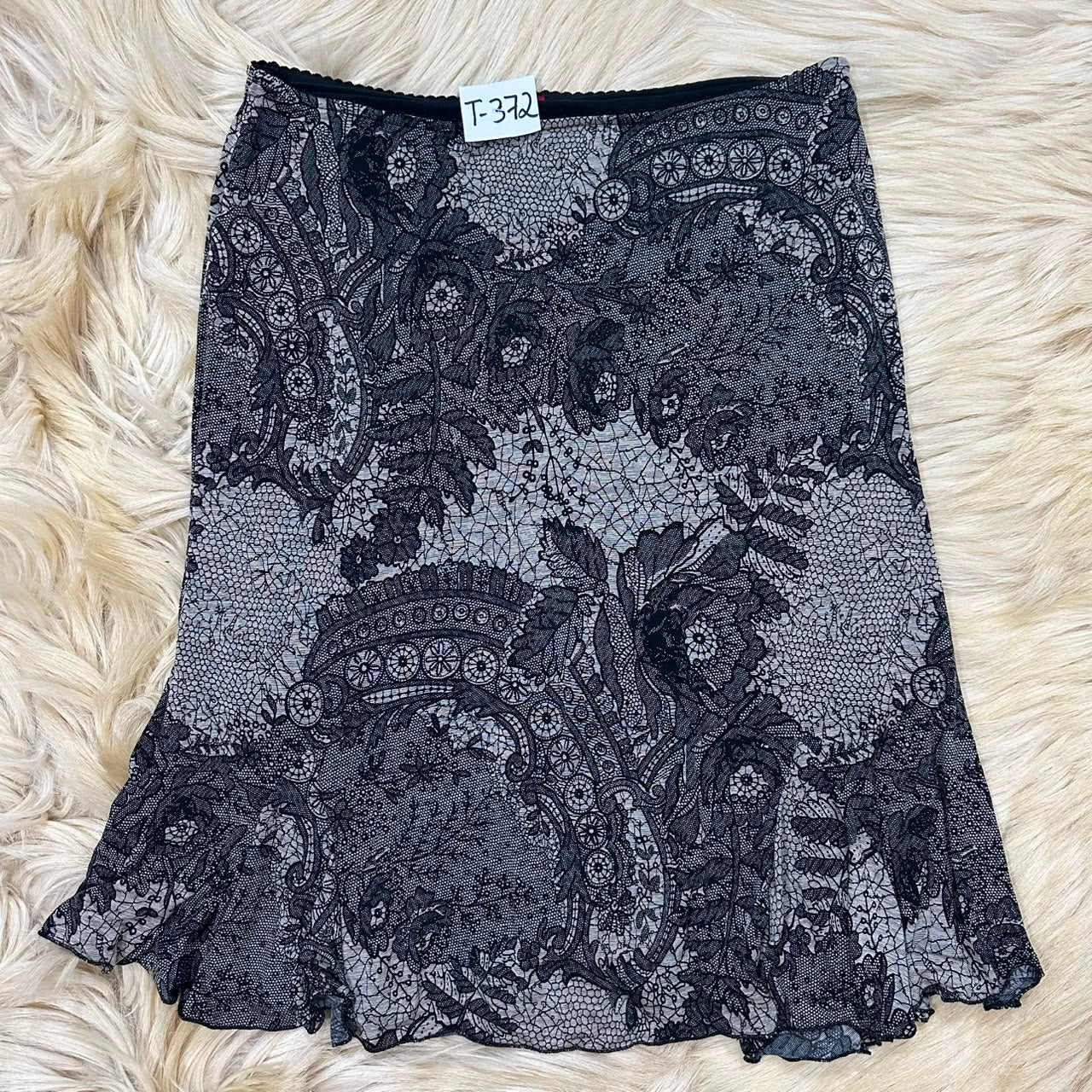 Monochromatic Floral Skirt