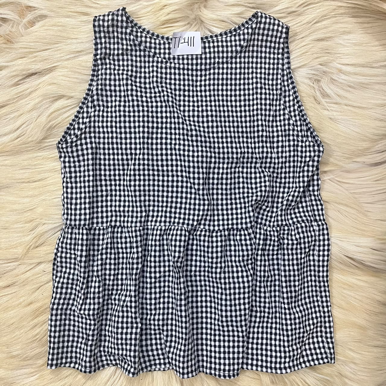 The cute checkered Top