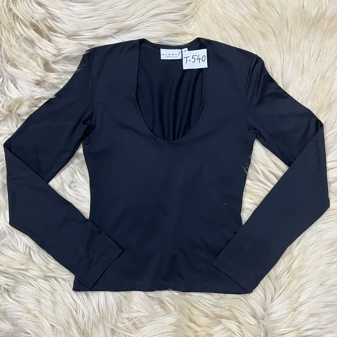 Eclipse Black Top