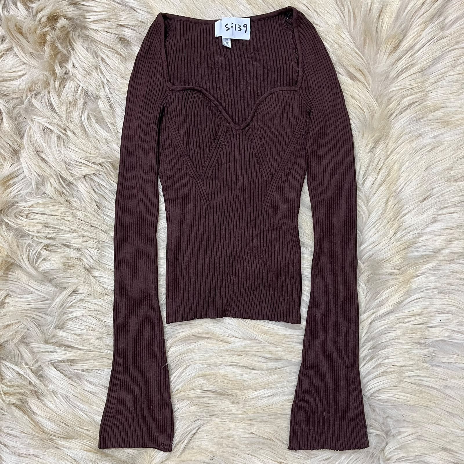 Ribbed Brown Top