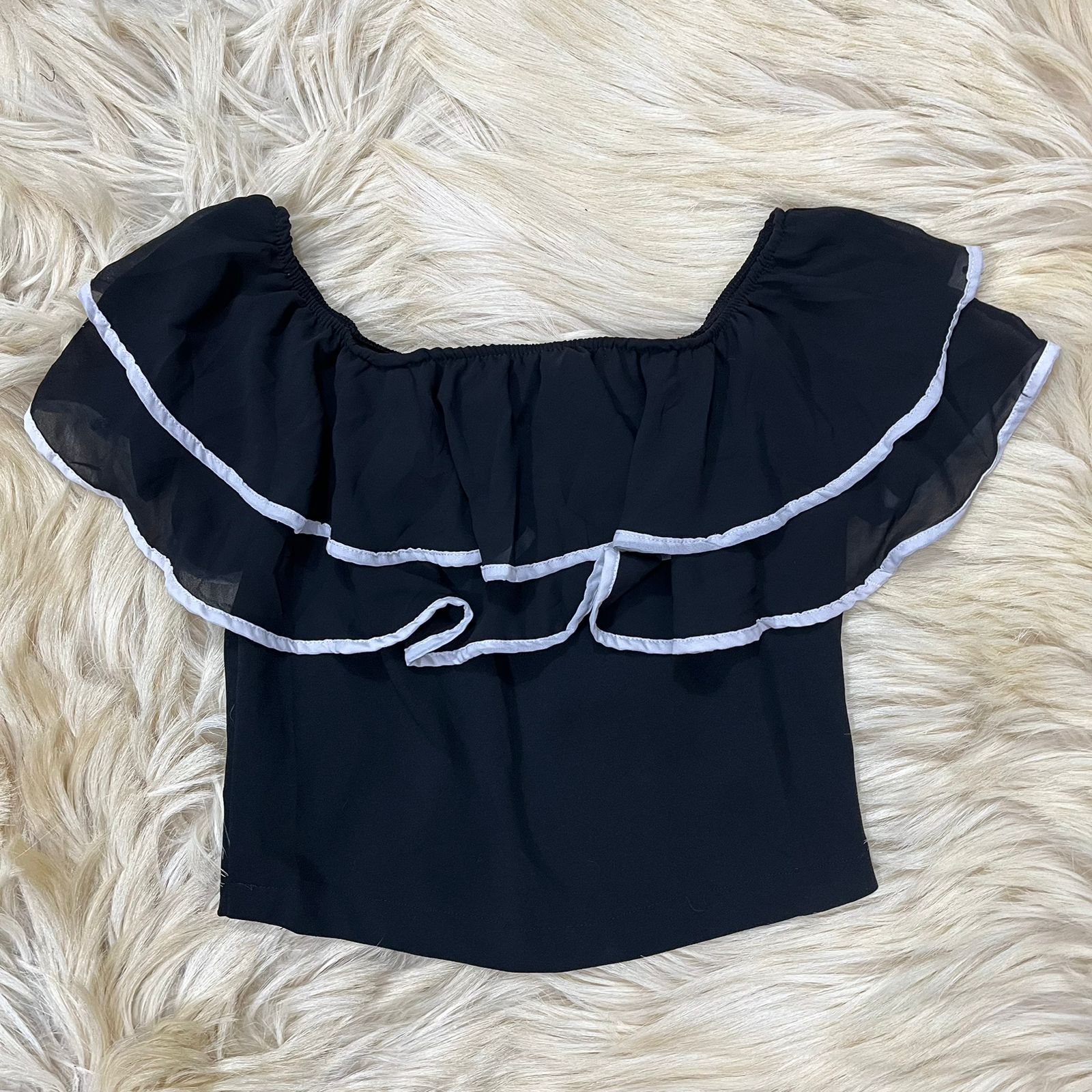 Ruffle Offshoulder Black Top