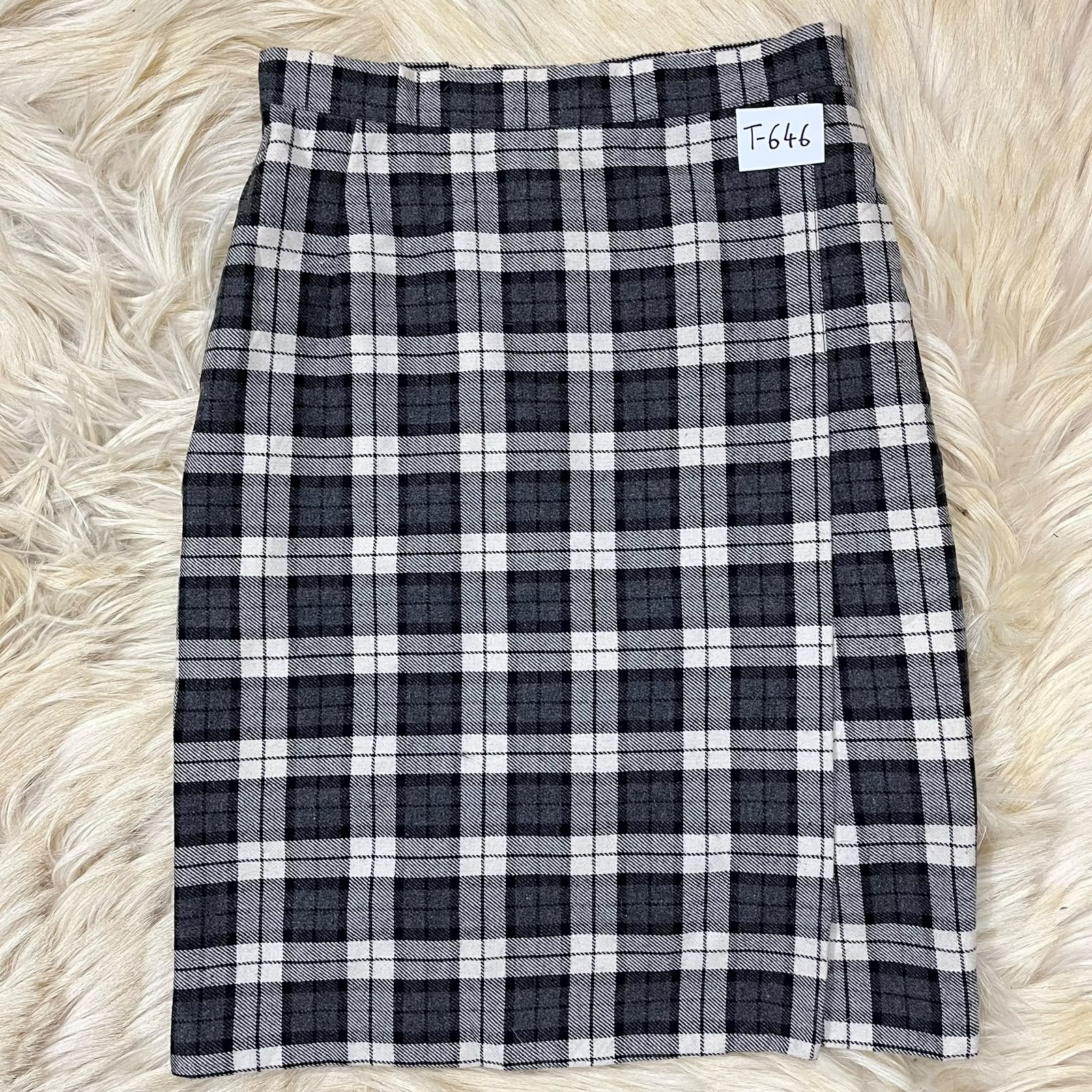 Monochromatic Midi Skirt